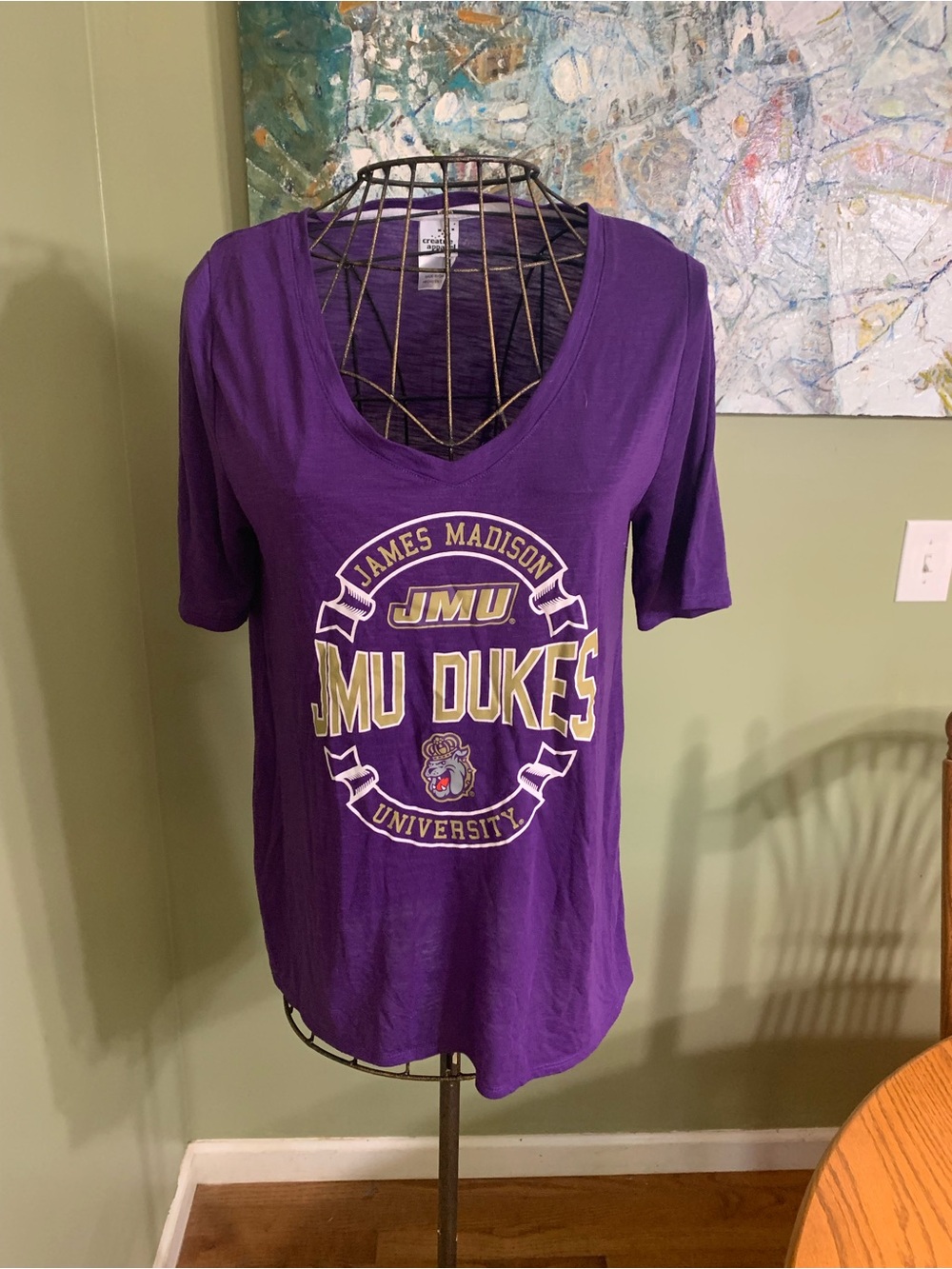 Ladies James Madison Dukes T-shirt in size XL.
